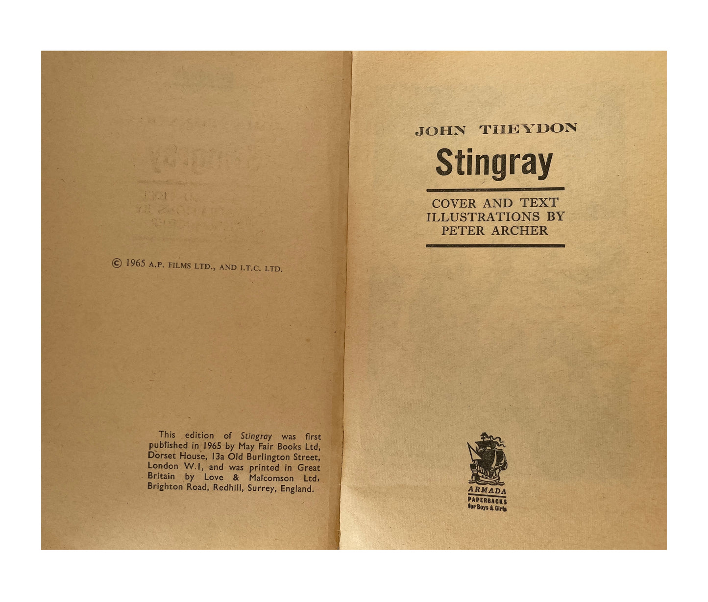 Vintage 1965 Gerry Andersons Stingray Armada Paperback Book For Boys And Girls - Based On The TV Series