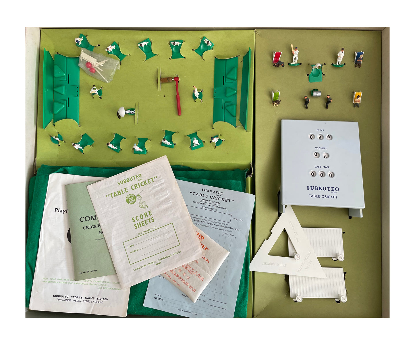 Vintage 1967 Subbuteo Test Match Edition - Table Cricket Game - The Replica Of Test And County Cricket - 100% Complete In The Original Box