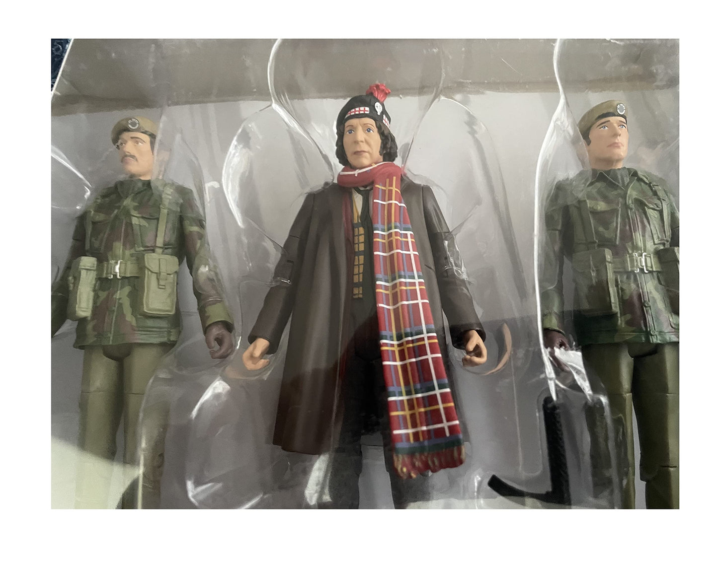 Dr Doctor Who UNIT 1975 The Terror Of The Zygons Collector Action Figure set - Brand New Factory Sealed